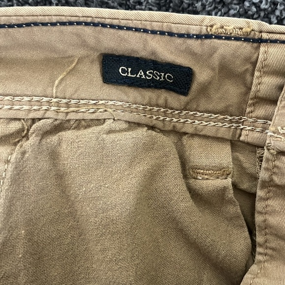American Eagle Outfitters Men's Next Level Flex Classic Khaki Shorts Size 30 - Picture 3 of 7
